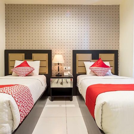 Oyo Flagship 1348 Hotel Home Anaya Medan Exterior foto