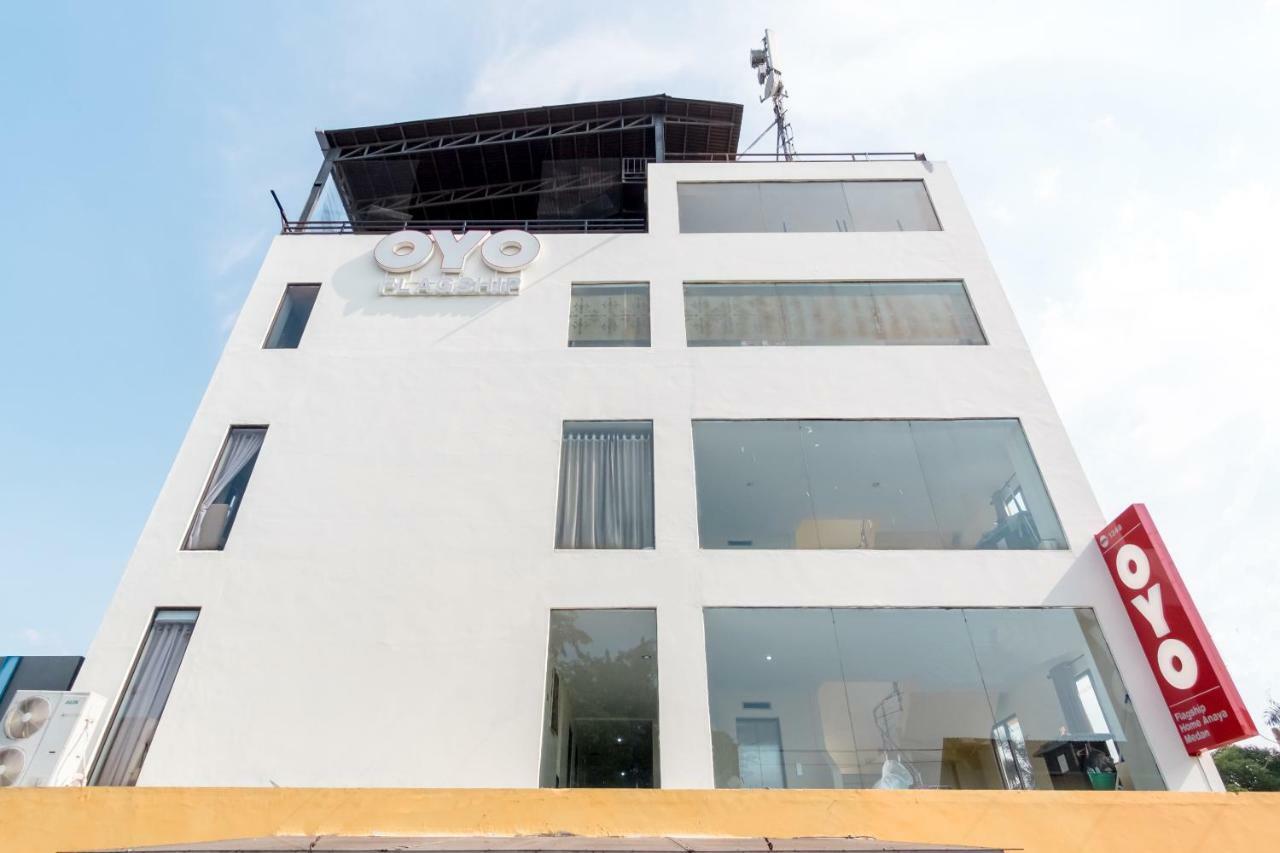 Oyo Flagship 1348 Hotel Home Anaya Medan Exterior foto
